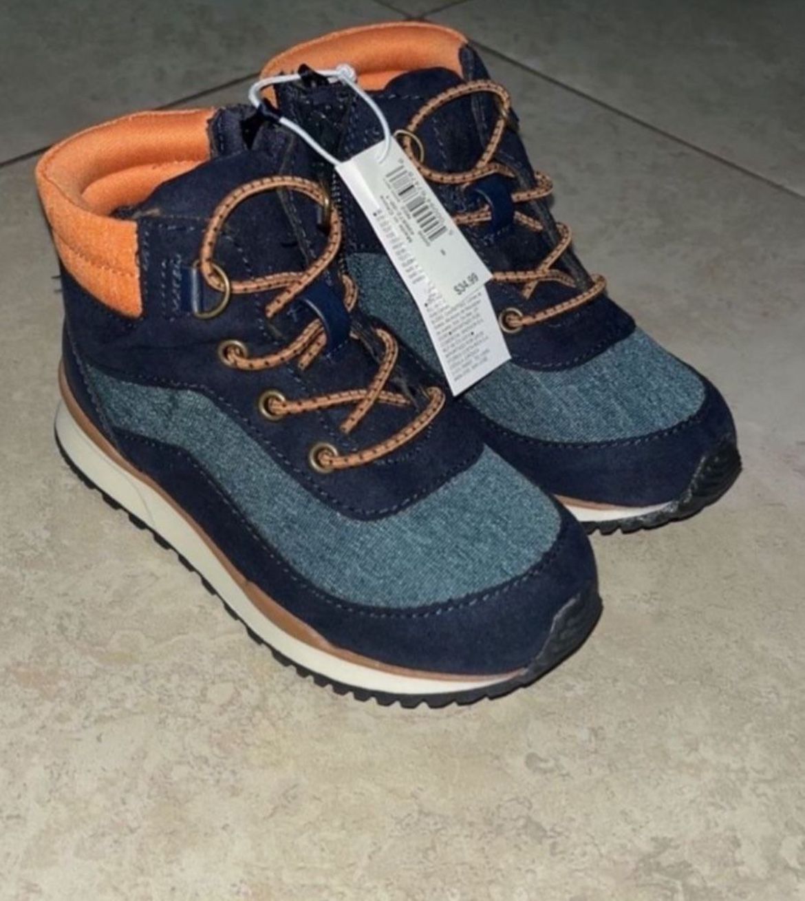 Old Navy Toddler Boy’s Shoes, Size 8