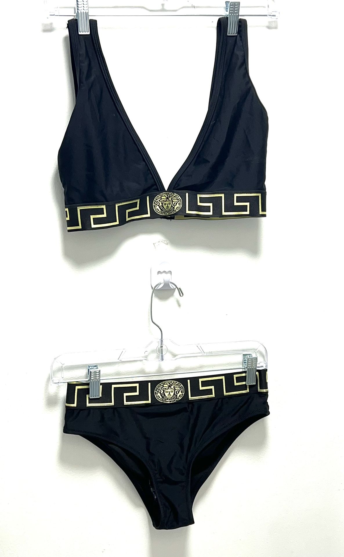 ⭐️❤️👙Versace Brand New Bikini With Tag.⭐️⭐️⭐️