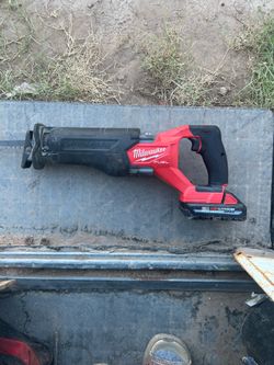 Milwaukee M18 FUEL SAWZALL 18V Brushless Reciprocating Saw w/ 1x 3Ah Li-Ion