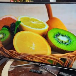 60" 1080p LED-LCD Smart HDTV Model 2014