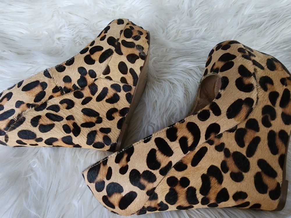 Leopard Wedges brand New 