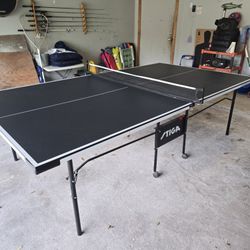 STIGA Ping Pong Table