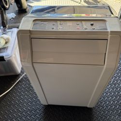 Koldfront 12,000 BTU portable AC with Remote 