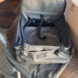 Pet car seat