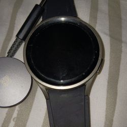 Samsung 5 Pro Watch .new