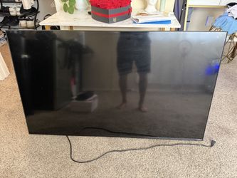 📺 VIZIO Smart TV – Great Condition