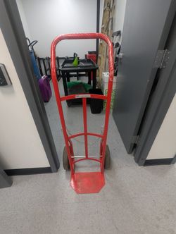 $ 100 Gas Cylinder Dolly