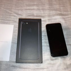 iPhone 7 Jet Black 128GB