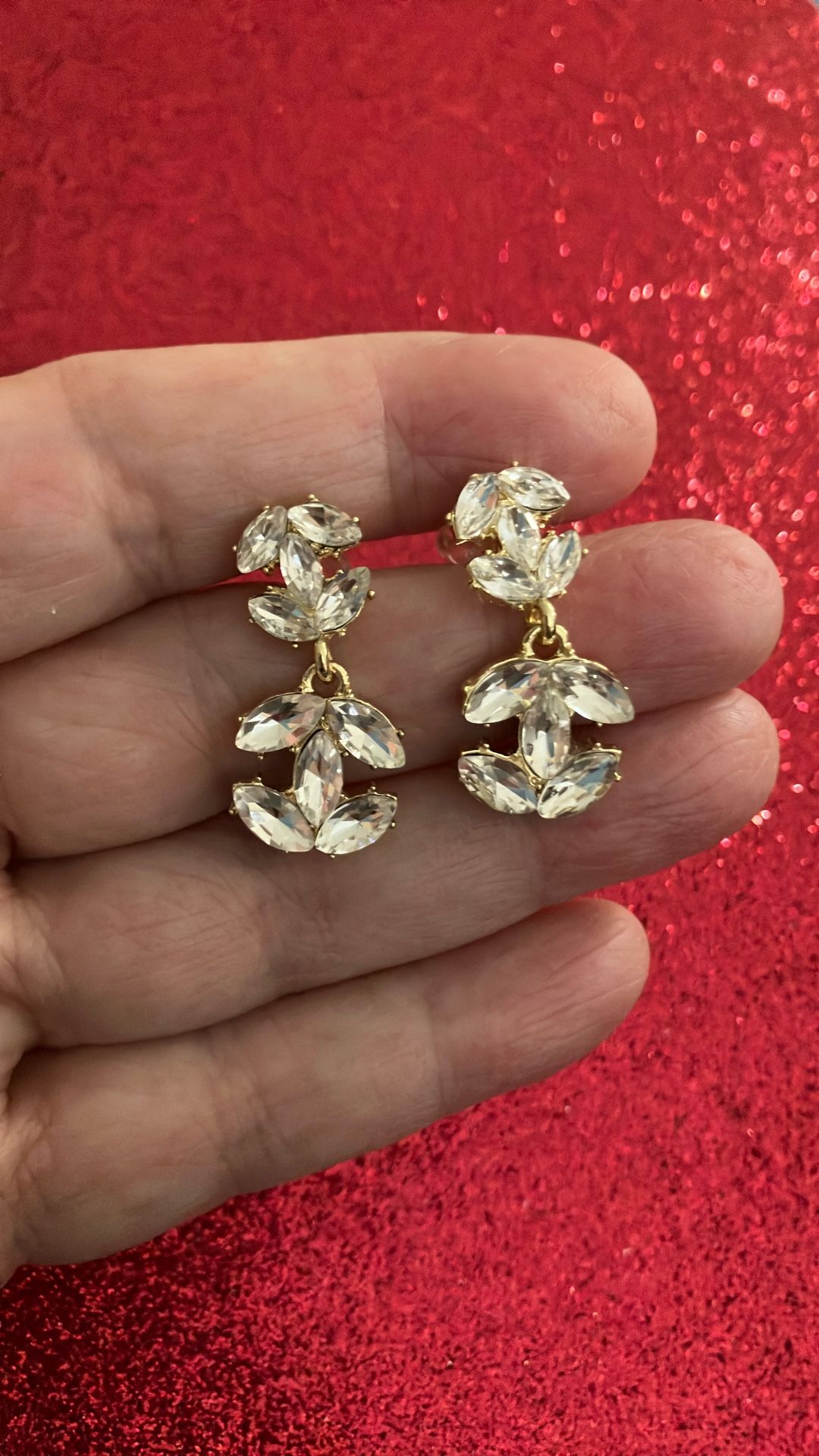 CC EARRINGS