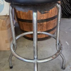Barcadi Set of 4 Stools 