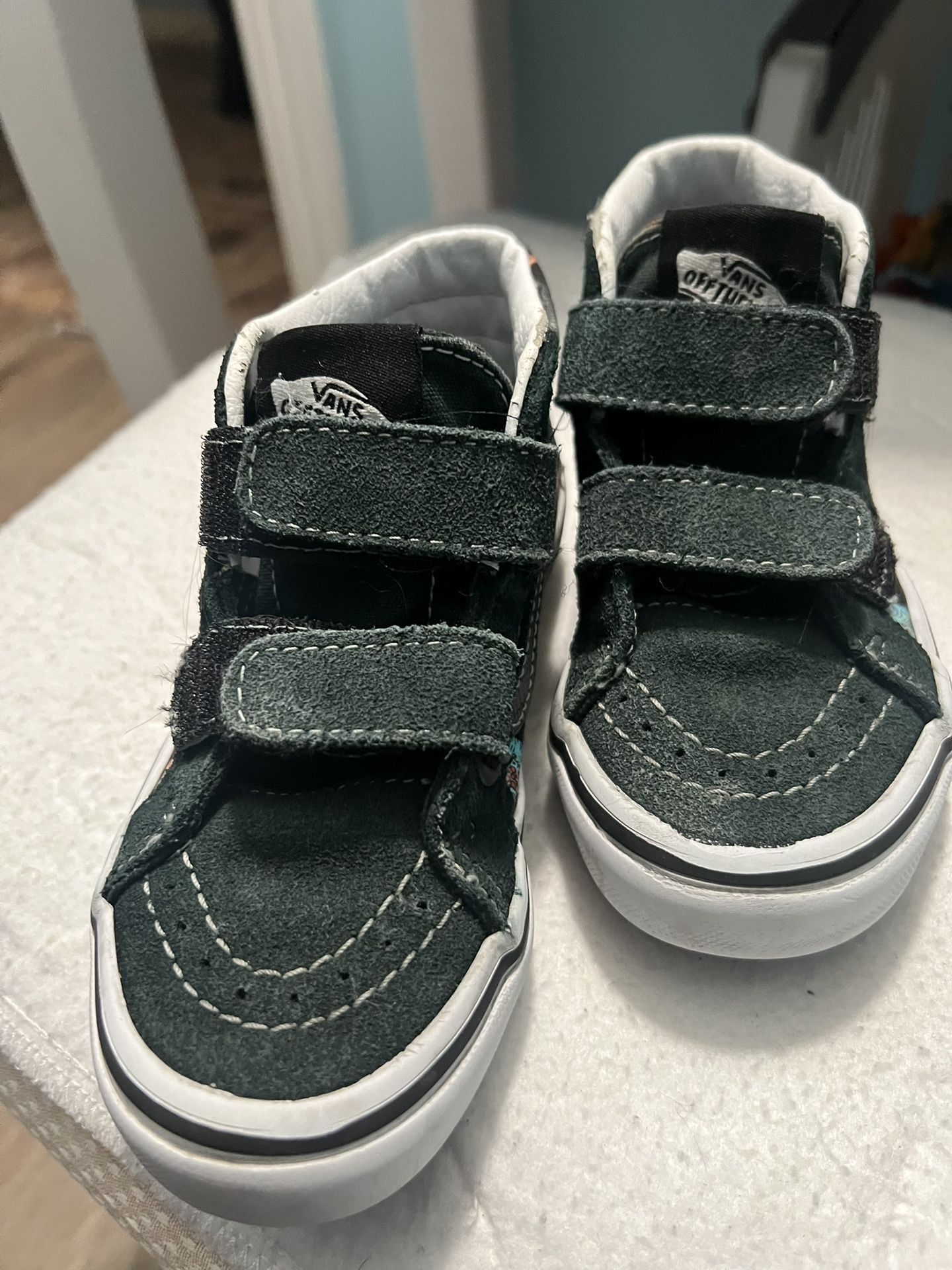 Vans 