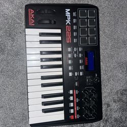 MIDI AKAI MPK225