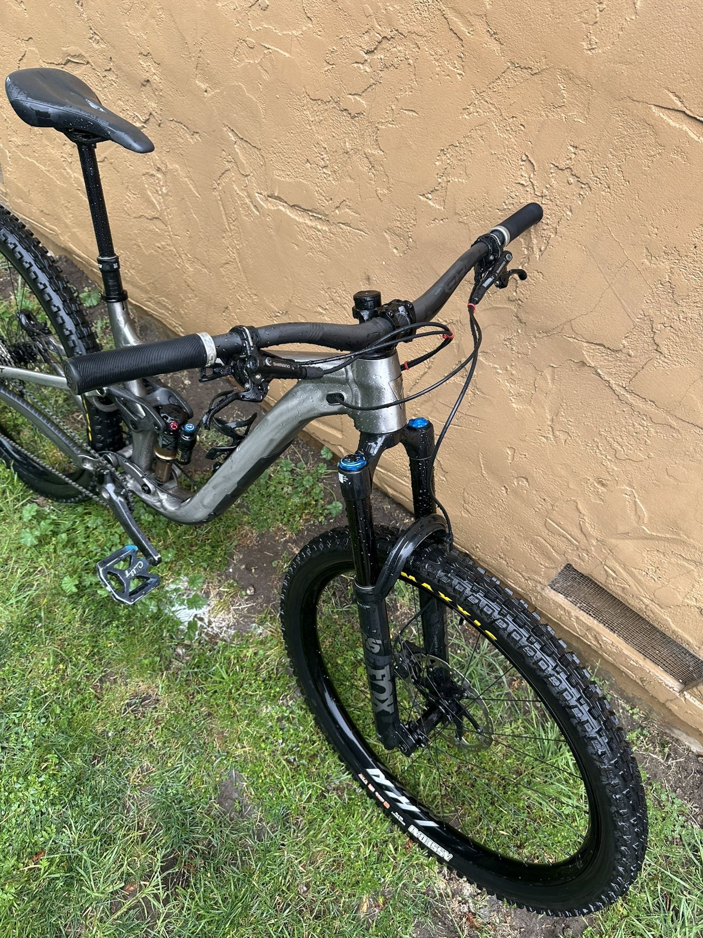 2024 Giant Trance x Medium