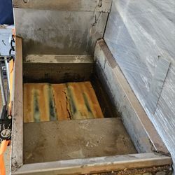 Frialator/Deep Fryer, Works GREAT, Just Needs a Good Cleaning :)