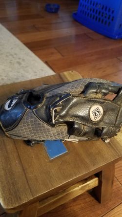 Youth Tee ball baseball glove