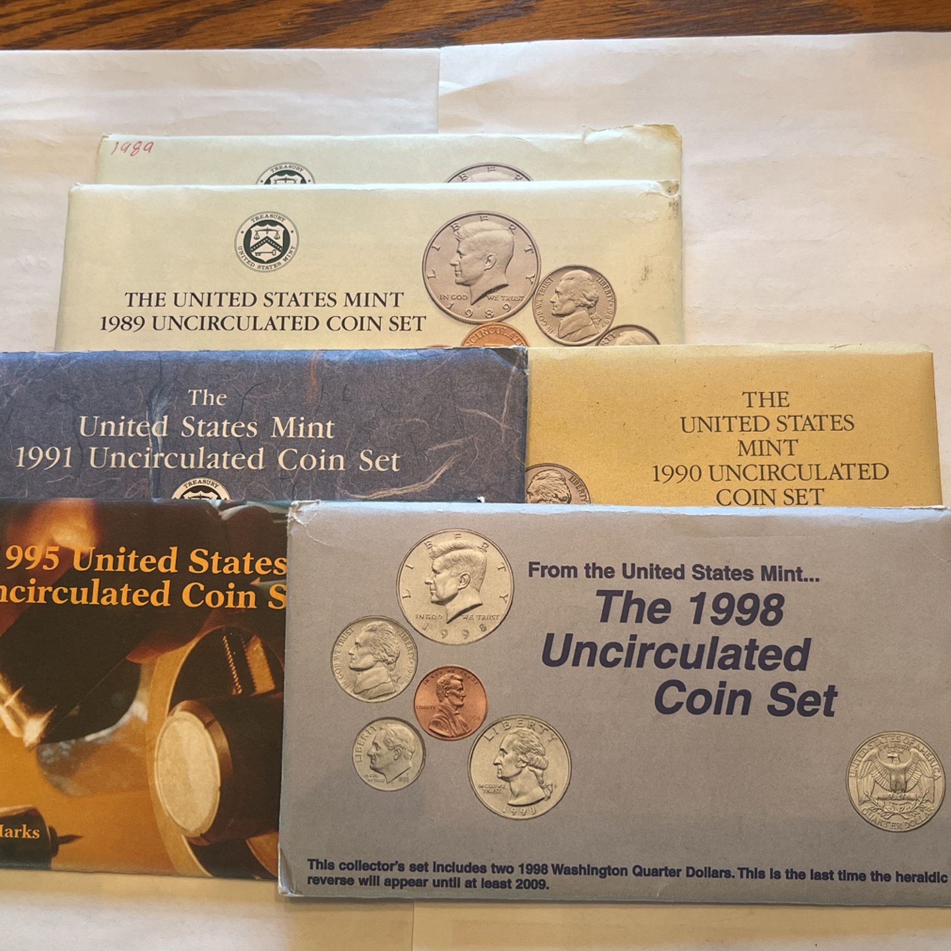 Mix 1990’s Mint Sets