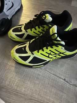 Nike Air Pegasus wore twice practically new $75