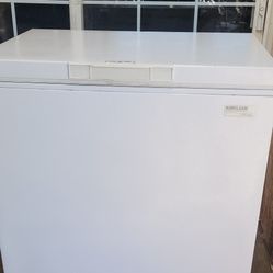 Kirkland chest freezer in great working condition