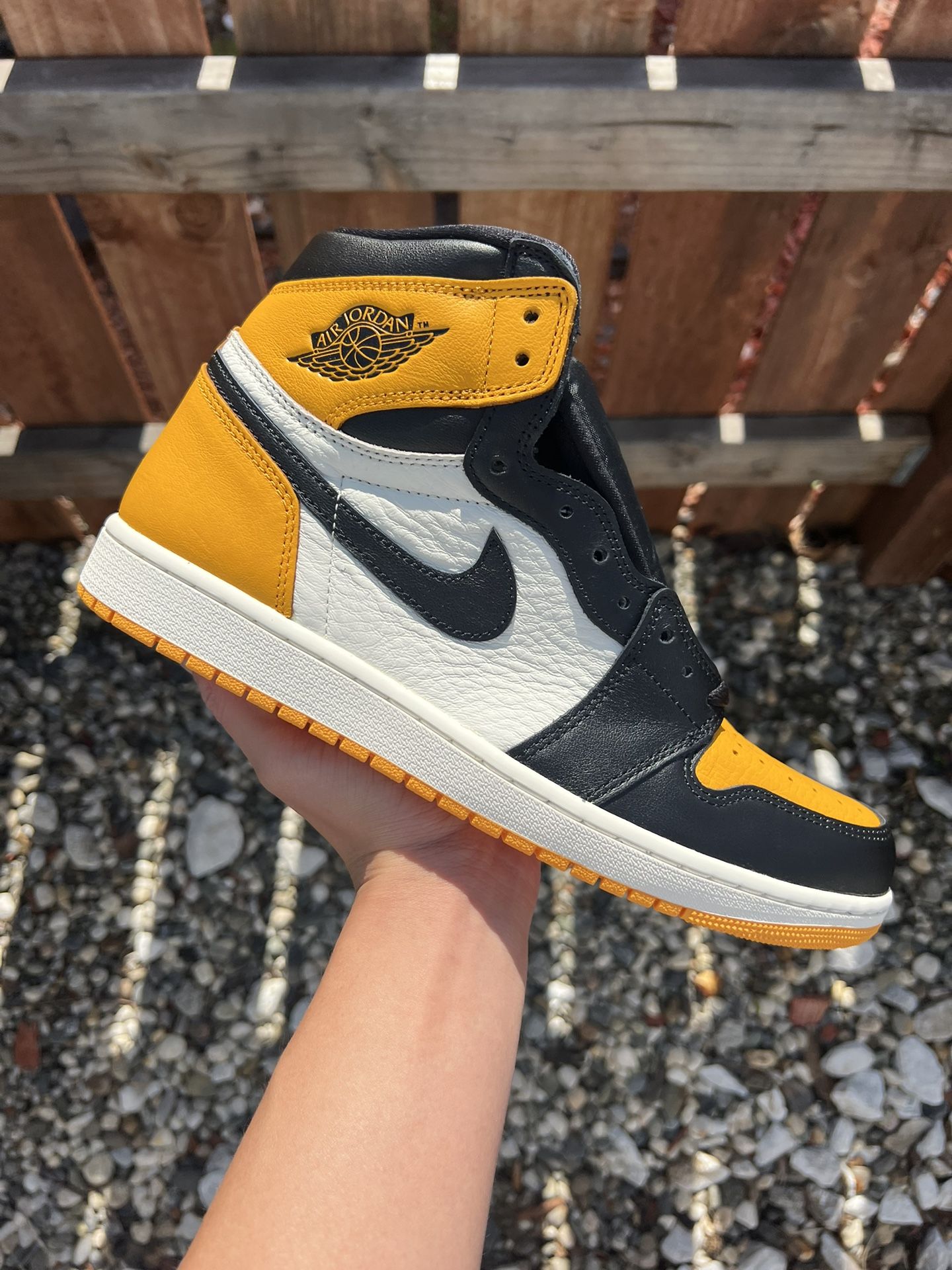 Jordan 1 High Taxi (Size 10)