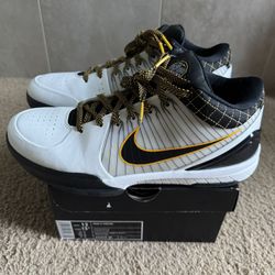 Kobe 4 White Black Del Sol