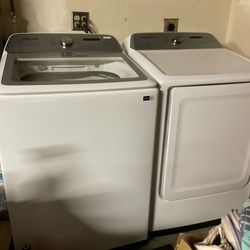 Samsung Top-Load Washer & Dryer Set – Like New