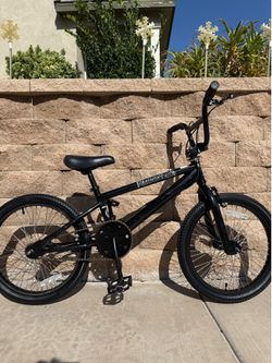 Vintage diamond back BMX grind bike original black 20 inch frame