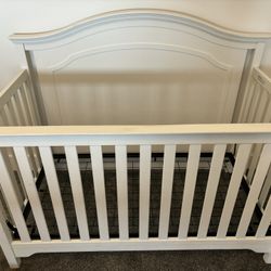 Eddie Bauer Wooden Crib 