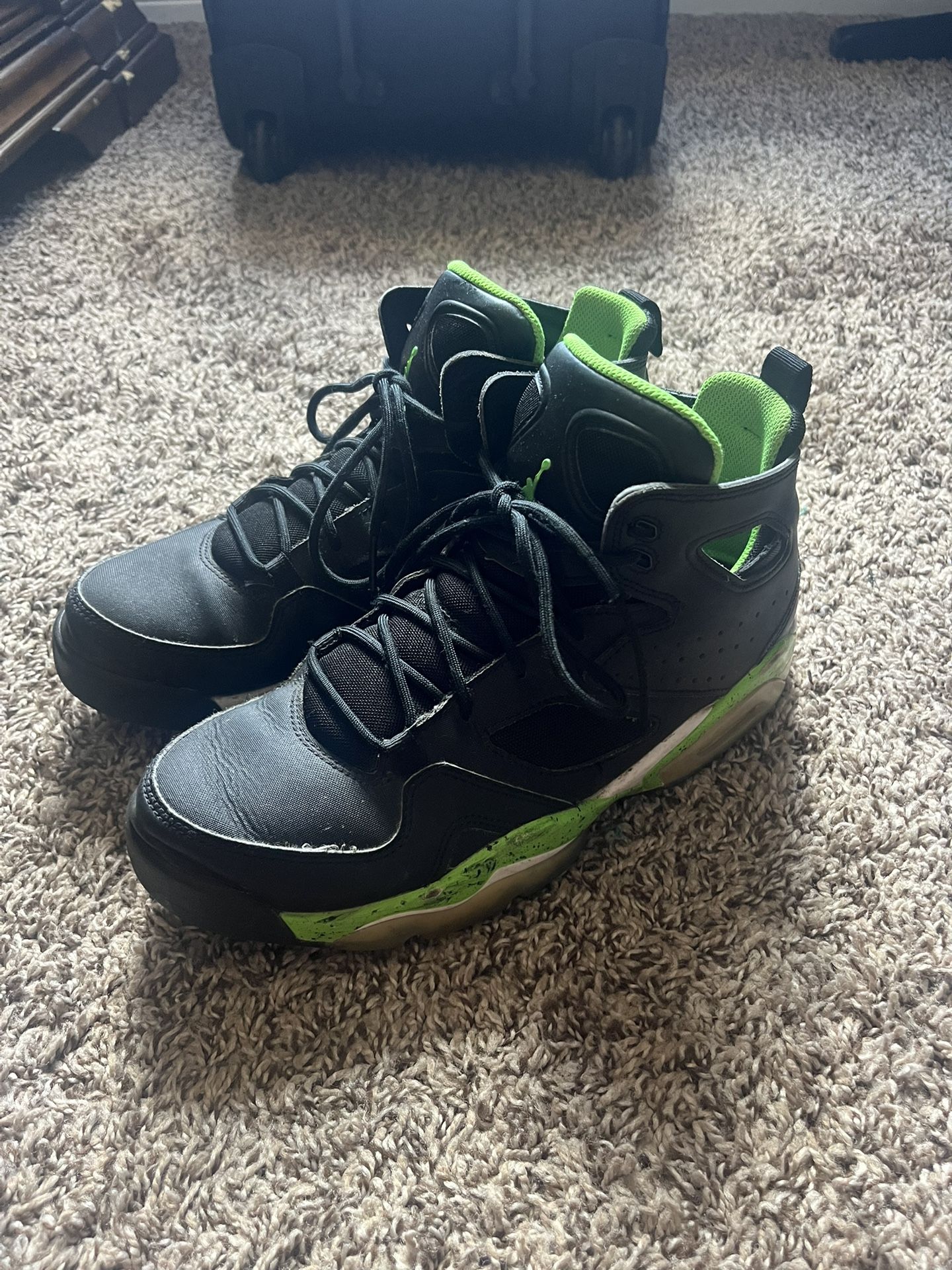 Jordan’s Flight Club 91 Gs Black Green