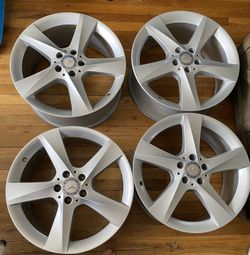 Used OEM Mercedes-Benz 19 inch GLE Rims