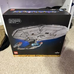 LEGO Star Trek Enterprise 