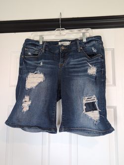 Size 12 torrid Bermuda shorts distressed jorts