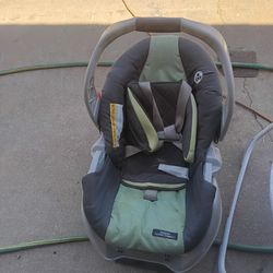 Swing And Car seat 