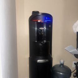 Aqua barista Water Machine.  (K-Cup Water Dispenser)