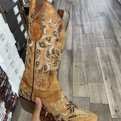womens western boots