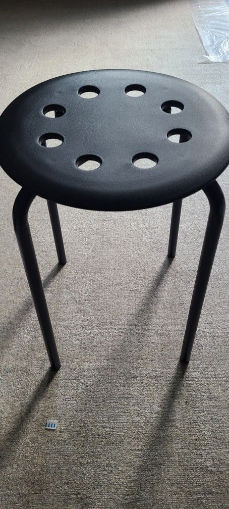 stool 