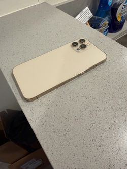 iPhone 12 Pro Max GOLD.