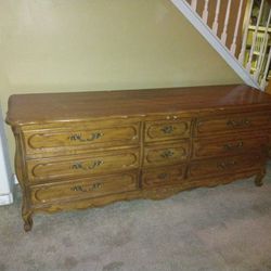 Antique Dresser/ Thomasville 