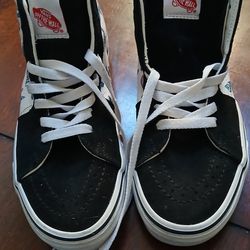 Van's girls size 7