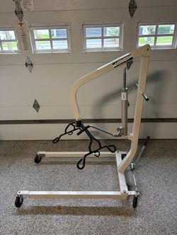 Manual Hoyer Patient Lift – 400 lb Capacity – Heavy Duty – Good Condition