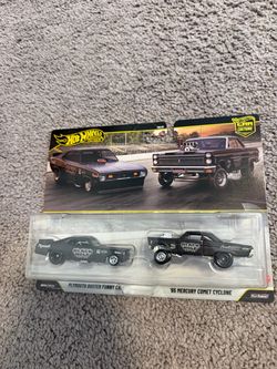 Hot Wheels Premium Car Culture Black Hole Racing 2-Car Set Duster Comet