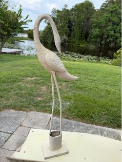 Metal garden bird decor 29 in