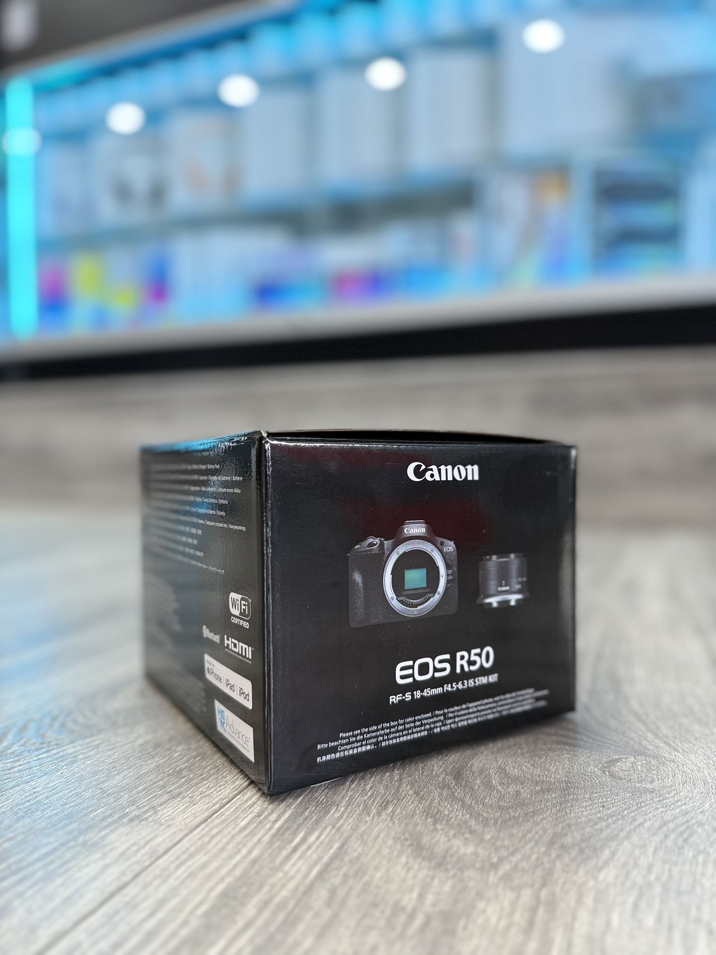 Canon EOS R50 4K Video Mirrorless Camera ( Payment Plans Available / Planes De Pagos Disponibles )