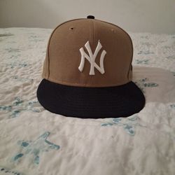 NY Yankee Basic 59FIFTY New Era Camel & Brown Hat, 7 3/8
