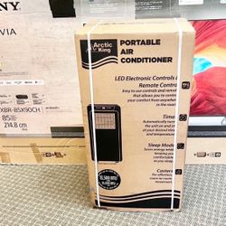 Stay Cool Ac Unit 13500 Btu Cools 450 Sq Ft In Box 6 Month Warranty.  