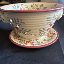 Debco Berry Bowl Ceramic Colander with Plate