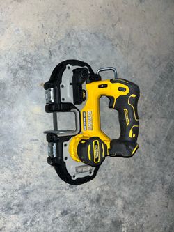 DeWalt Atomic 20V MAX Brushless Cordless Compact Bandsaw