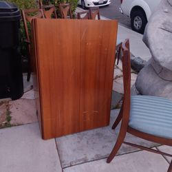 Dinning Table 