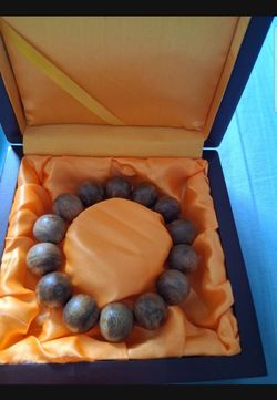 Agarwood bracelet worth thousands brand new
