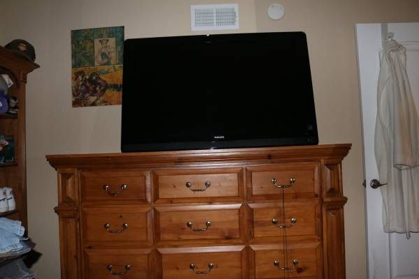 Phillips 50” Flat Screen LED TV
