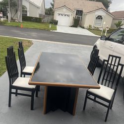 Dining Table W/ 4 Chairs